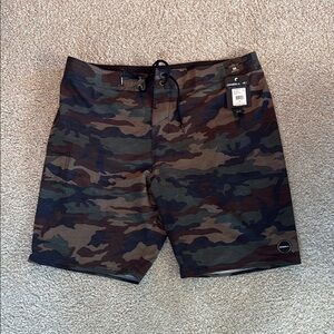 O'Neill Camo Board Shorts Lightweight Swimwear size 36 NWT